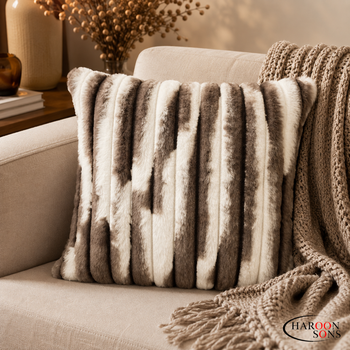 PACK OF 3 LINING RABBIT FUR WHITE/BROWN CUSHION COVERS