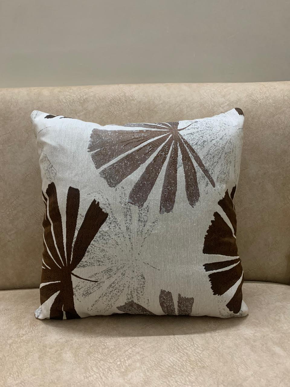 PRINTED WHITE AND BROWN FLOWER CUSHION COVER